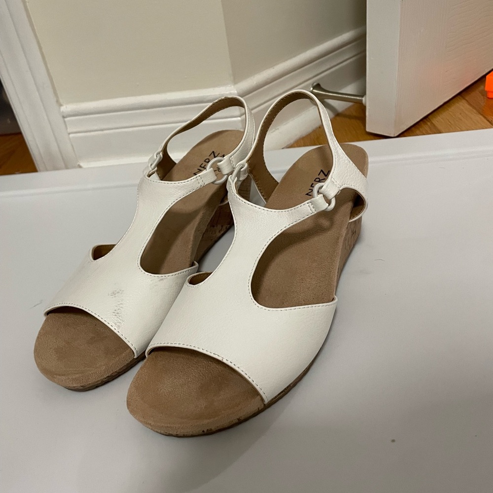 Naturalizer White and Tan Sandals